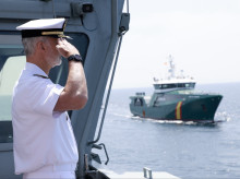 espana/defensa/20260529/mejores-imagenes-desembarco-anfibio-playa-samil_423267