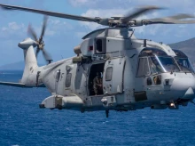 internacional/20260604/mueren-tres-miembros-marina-britanica-estrellarse-helicoptero-inglaterra_424969