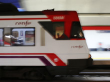 economia/20260606/pruebas-acceso-renfe-9000-personas-optan-600-plazas_425860
