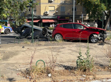 espana/la-voz-de-cordoba/actualidad/20260607/aparatoso-accidente-termina-vehiculo-volcado-avenida-libia_426019