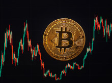 economia/20260824/bitcoin-sube-3-roza-80000-dolares-primera-vez-desde-15-mayo_451906