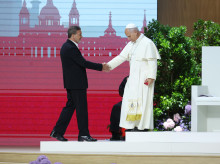 religion/20260607/mejores-fotos-encuentro-papa-leon-xiv-personalidades-sociedad-civil_426141