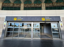 espana/comunidad-valenciana/20260608/enfrentan-ocho-anos-carcel-detenidos-aeropuerto-manises-dos-maletas-seis-kilos-cocaina_426183