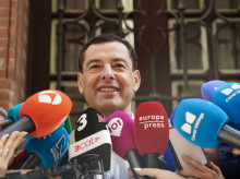 espana/andalucia/20260609/moreno-anuncia-dialogo-inminente-vox-andaluces-quieren-gobierno-cuanto-antes_426745