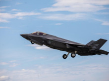 internacional/20260918/eeuu-autoriza-venta-48-aviones-combate-arabia-saudi-valor-24300-millones-dolares_460119