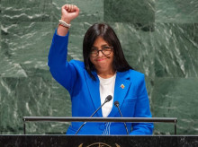 internacional/20260829/delcy-rodriguez-suscribe-acuerdo-petrolero-eeuu-agradece-disposicion-trump_453262