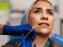 salud-y-bienestar/bienestar/20260807/ocho-consejos-cuidar-botox-acido-hialuronico-hilos-tensores-durante-verano_438123