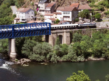 espana/galicia/20260714/viaje-tren-historico-nadie-quiere-perder-este-verano-nueva-manera-descubrir-ribeira-sacra_438922