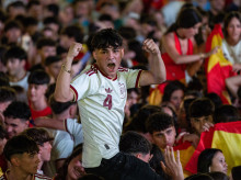 deportes/futbol/20260715/celebracion-todo-alto-plaza-colon-pase-espana-final-mundial_439750