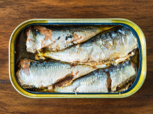 salud-y-bienestar/bienestar/alimentacion/20260808/sardinas-lata-quien-no-deberia-comerlas-cns_442617