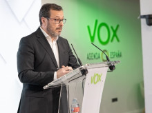 espana/20260727/jose-antonio-fuster-portavoz-vox-comparece-ante-medios-comunicacion-directo_443869