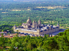 religion/20260730/seis-monasterios-espana-visitar-verano-conocer-historias-esconden-muros_443914
