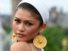 gente/20260729/pendientes-zendaya-3000-anos-cuando-moda-abre-debate-sobre-patrimonio-historico_444206