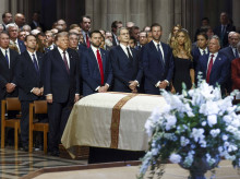 espana/20260729/ultima-despedida-trump-senador-lindsey-graham_444741