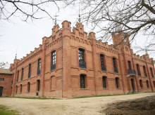 espana/madrid/20260729/almeida-cede-75-anos-edificios-finca-17-hectareas-calle-alcala-banco-espana_444759