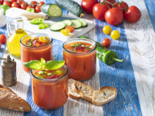 salud-y-bienestar/salud/20260730/pepino-sandia-yogur-12-alimentos-recomendados-afrontar-ola-calor_444608