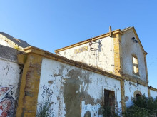 espana/andalucia/cadiz/20260801/historica-estacion-ligada-azucarera-jerezana-agoniza-entre-derrumbes-expolio-vandalismo_444506