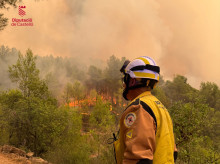 sociedad/20260730/inversion-termica-complicado-bomberos-vall-duixo-castellon-cns_445367