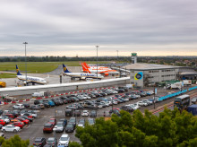 internacional/20260909/fallo-sistema-control-aereo-deja-dias-retrasos-afecta-1900-vuelos-reino-unido_456962