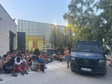 espana/20260801/sindicatos-policiales-desmontan-teoria-mafias-asalto-ceuta-sido-invasion-orquestada_445910