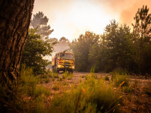 sociedad/sociedad-medio-ambiente/20260801/fuego-no-avanzado-incendio-provenza-francesa-recibir-refuerzos_445901