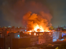 espana/madrid/20260803/incendio-devora-ultima-planta-edificio-viviendas-chamberi-derrumba-cubierta_446205