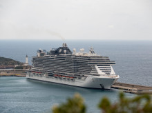 espana/baleares/20260804/megacruceros-disparan-presion-turistica-ibiza-36-pasajeros-casi-mismos-barcos_446803