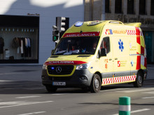 espana/castilla-y-leon/20260823/muere-motorista-chocar-contra-coche-villaturiel-leon_451621