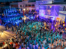 gente/20260807/nautico-viste-blanco-noches-especiales-copa-rey-mapfre_447591
