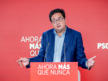 espana/madrid/20260807/oscar-lopez-aferra-atico-ayuso-anuncia-acciones-legales-lograr-dimision_447589