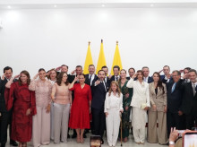 internacional/20260808/estos-son-nueve-hombres-nueve-mujeres-conformaran-nuevo-gobierno-espriella_447864