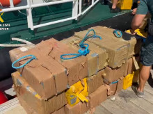 espana/andalucia/20260809/guardia-civil-protagoniza-persecucion-mar-e-interviene-800-kilos-cocaina-huelva_448046