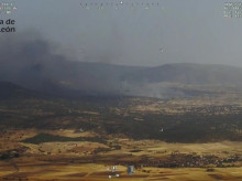espana/castilla-y-leon/20260809/fuego-navas-san-antonio-segovia-obliga-confinar-valdeprados-evacuar-angeles-san-rafael_448116
