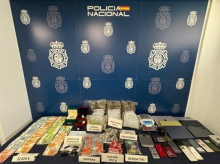 espana/andalucia/malaga/20260810/cinco-detenidos-desmantelar-marbella-coffee-shop-funcionaba-como-punto-venta-droga_448152