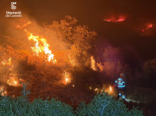espana/comunidad-valenciana/20260810/vecinos-cati-evacuados-incendio-forestal-tirig-pueden-volver-casas-restriccion_448330