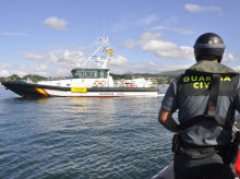 espana/andalucia/cadiz/20260813/guardia-civil-rescata-dos-menores-deriva-tabla-paddle-surf-algeciras_449051