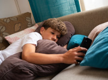 familia/20260816/cuatro-cada-diez-adolescentes-espana-le-cuentan-problemas-ia-antes-padres_449286