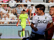 espana/la-voz-de-cordoba/deportes/20260816/injusto-mazazo-sobre-hora-cordoba-linea-burgos-32_449873