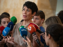 espana/20260817/elma-saiz-atiende-medios-comunicacion-desde-ceuta-directo_449924