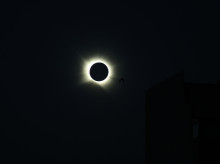 ciencia/20260820/sorprendente-imagen-deja-eclipse-12-agosto-visto-desde-espacio_450868