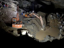 internacional/20260820/menos-trece-trabajadores-muertos-colapso-mina-oro-ilegal-colombia_450977