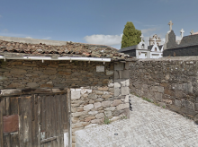 espana/galicia/20260821/indignacion-castro-caldelas-alcaldesa-socialista-invitar-ver-eclipse-cementerio_450946