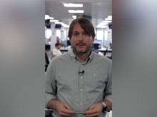 espana/20260820/dia-1-minuto-eduardo-rivas-psoe-critica-pp-mientras-sanchez-sigue-crisis-desde-tumbona_451061