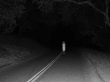 espana/andalucia/20260825/misterioso-cruce-donde-conductores-llevan-decadas-relatando-aparicion-figura-carretera_451172