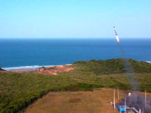 ciencia/20260821/cohete-surcoreano-autodestruyo-35-segundos-despues-despegar-brasil_451181