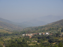 sociedad/sociedad-medio-ambiente/20260822/estabilizado-incendio-forestal-hurdes-caceres_451385
