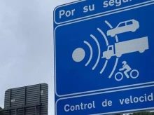 espana/galicia/20260822/multa-exceso-velocidad-cada-26-minutos-dos-radares-temidos-santiago_451397