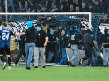 deportes/futbol/20260822/85-heridos-disturbios-invasion-campo-copa-alemania_451413