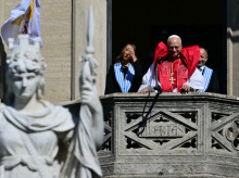 religion/vaticano/20260822/papa-apoya-quienes-pagan-persona-no-traicionar-conciencia-defiende-vida-desde-concepcion_451420