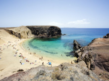 sociedad/sociedad-medio-ambiente/20260823/rescatan-mar-menor-tres-anos-sintomas-ahogamiento-playa-papagayo-lanzarote_451519